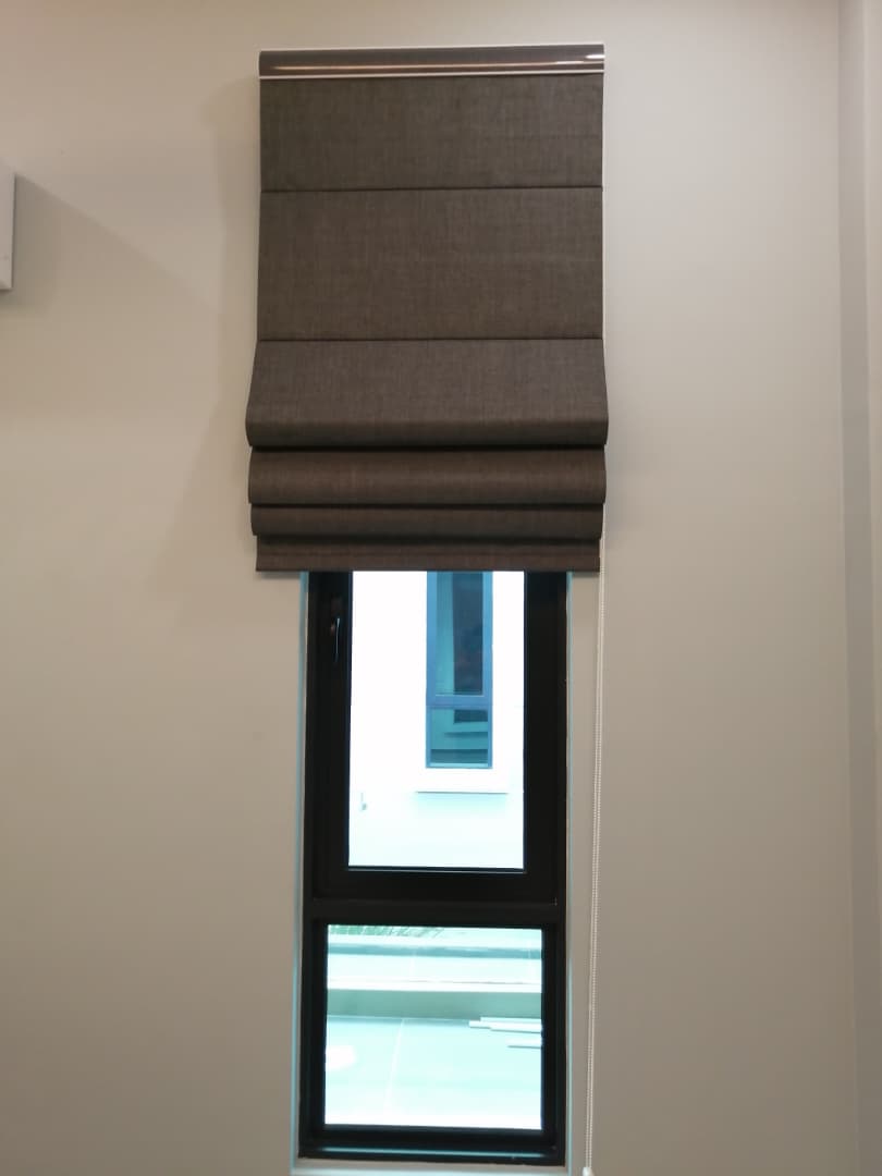 ROMAN BLINDS